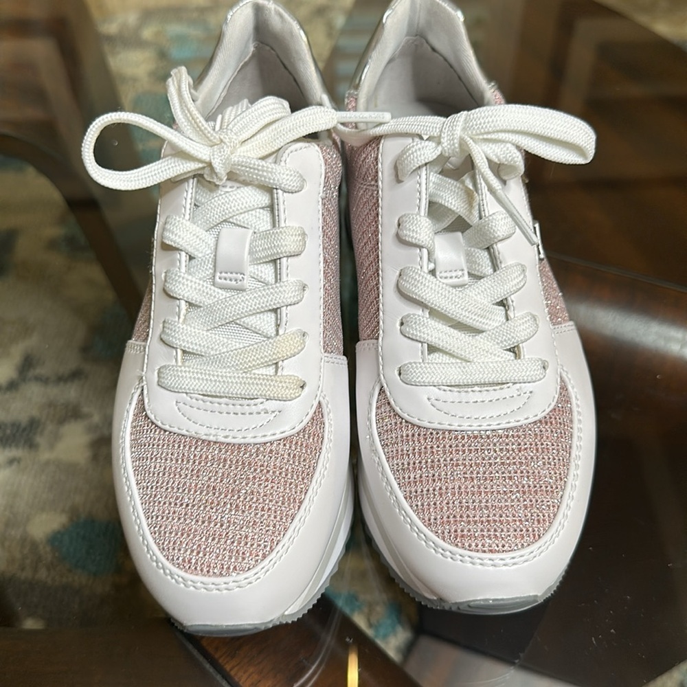 New Monique Pink Glitter‎ Chain Mesh Trainer size 5 - Picture 11 of 14